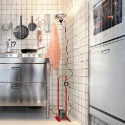 FLOS Toio - Industriedesign-Stehleuchte, Rot 4 FLOS Toio - Industriedesign-Stehleuchte, Rot -FLOS 3510133 2