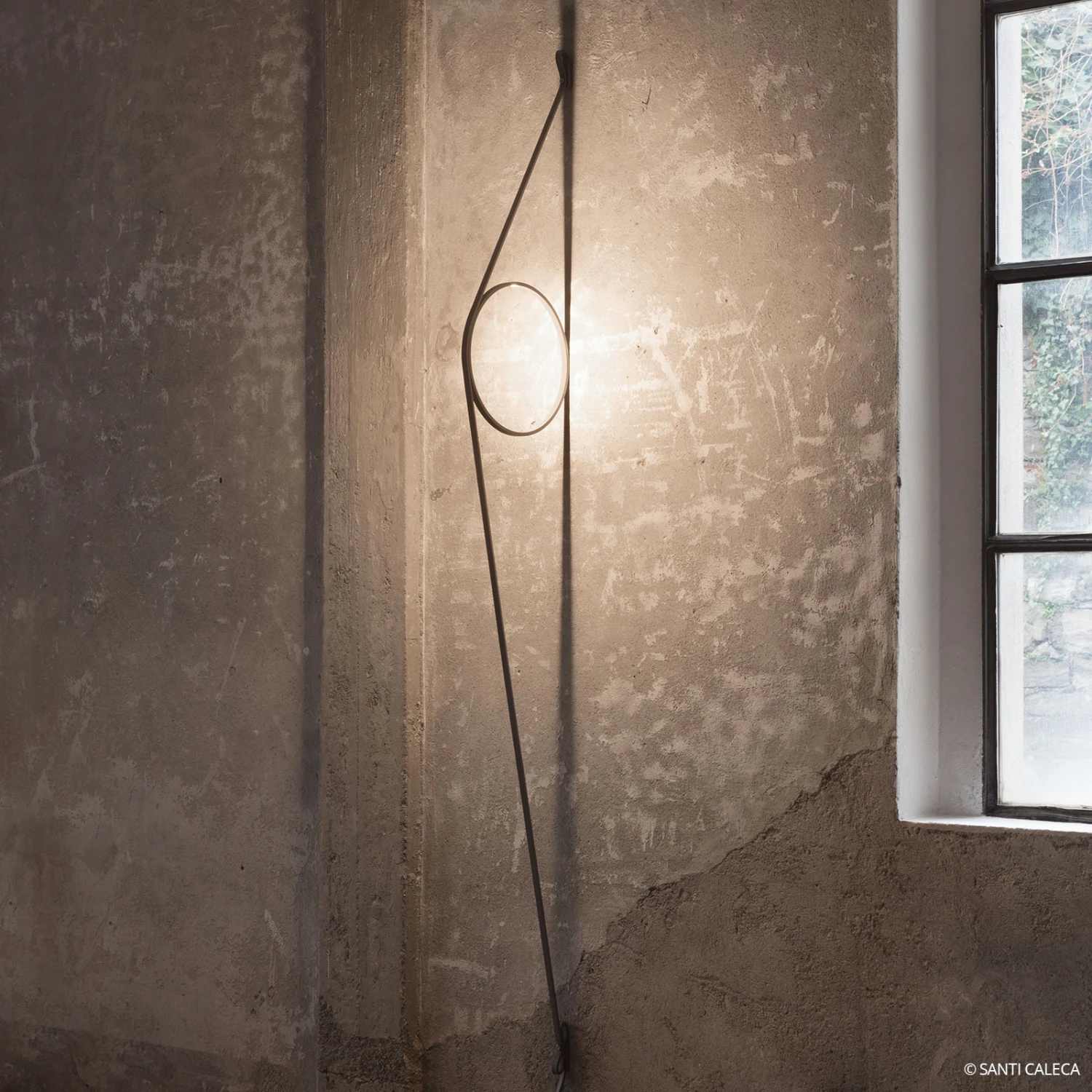 FLOS Wirering Grau LED-Wandleuchte, Ring grau FLOS Wirering Grau LED-Wandleuchte, Ring Grau -FLOS 3510501 1