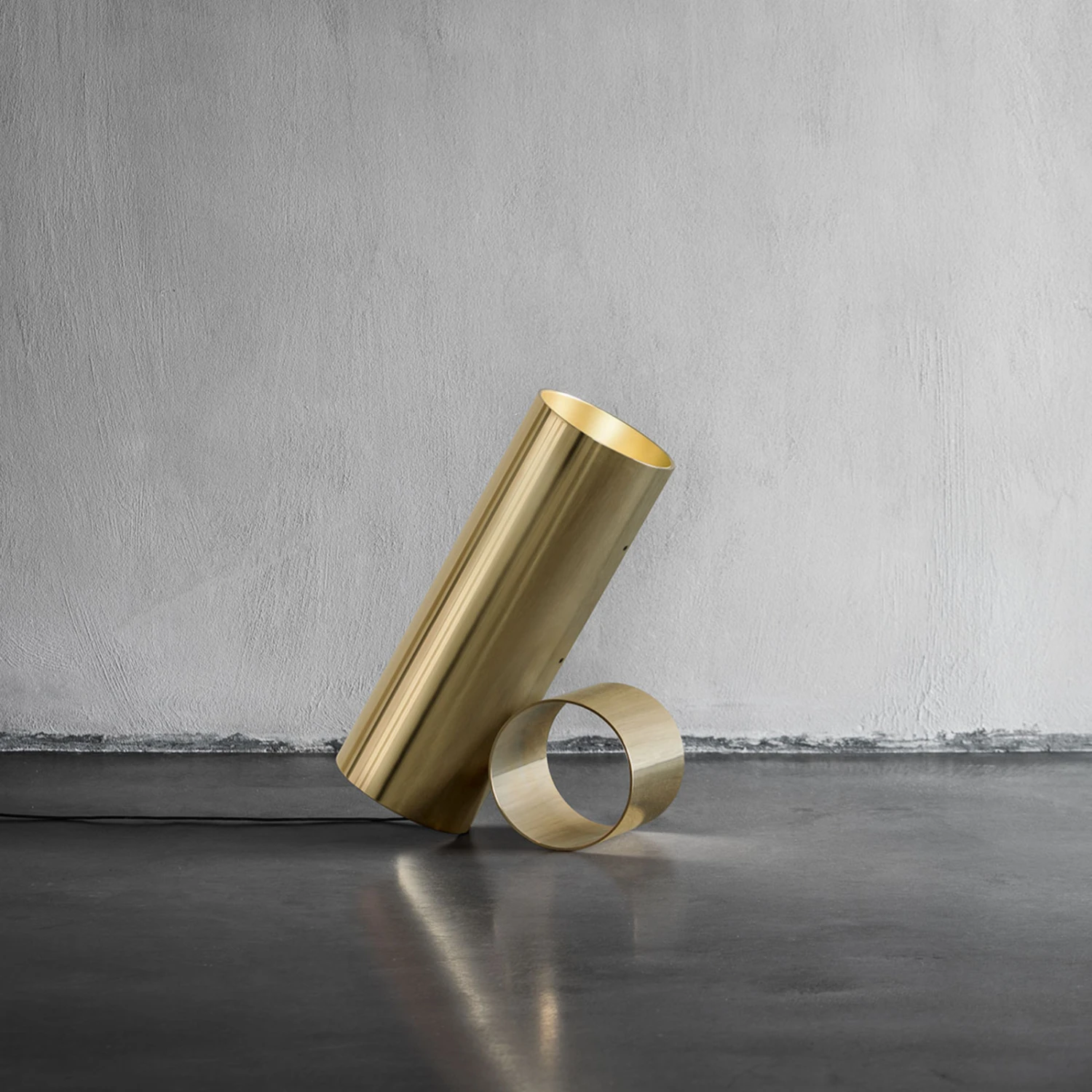 FLOS Sawaru LED-Tischleuchte, verstellbar gold FLOS Sawaru LED-Tischleuchte, Verstellbar Gold -FLOS 3510516 1