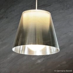 FLOS KTribe S1 Hängeleuchte, Rauchgrau