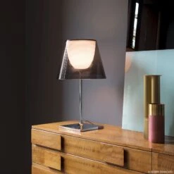 FLOS KTribe T1 Tischleuchte Rauchgrau -FLOS 3510597 3