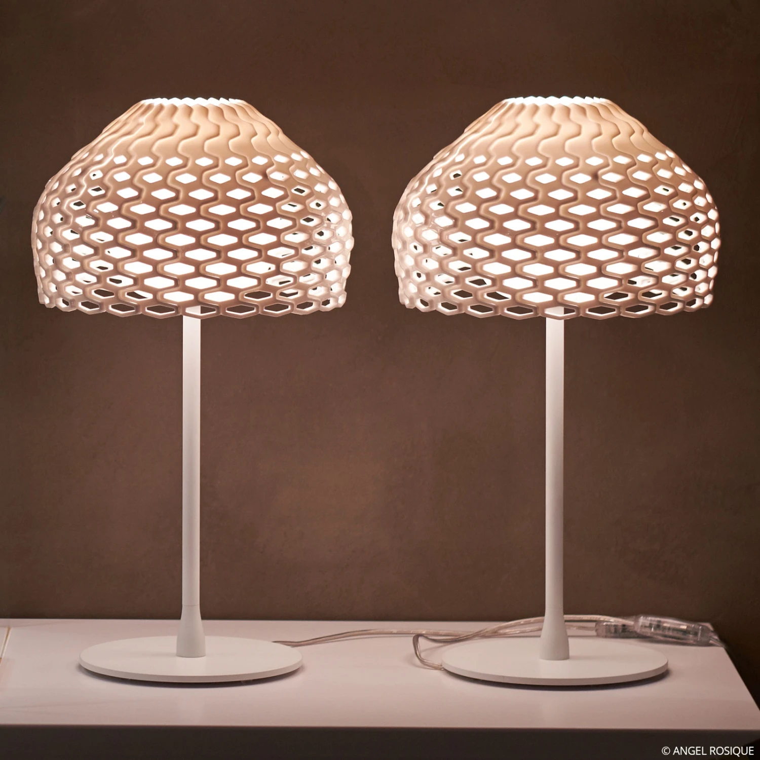 FLOS Tatou T Tischleuchte mit Dimmer, weiß FLOS Tatou T Tischleuchte Mit Dimmer, Weiß -FLOS 3510620 2