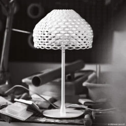 FLOS Tatou T Tischleuchte Mit Dimmer, Weiß 10 FLOS Tatou T Tischleuchte Mit Dimmer, Weiß -FLOS 3510620 8